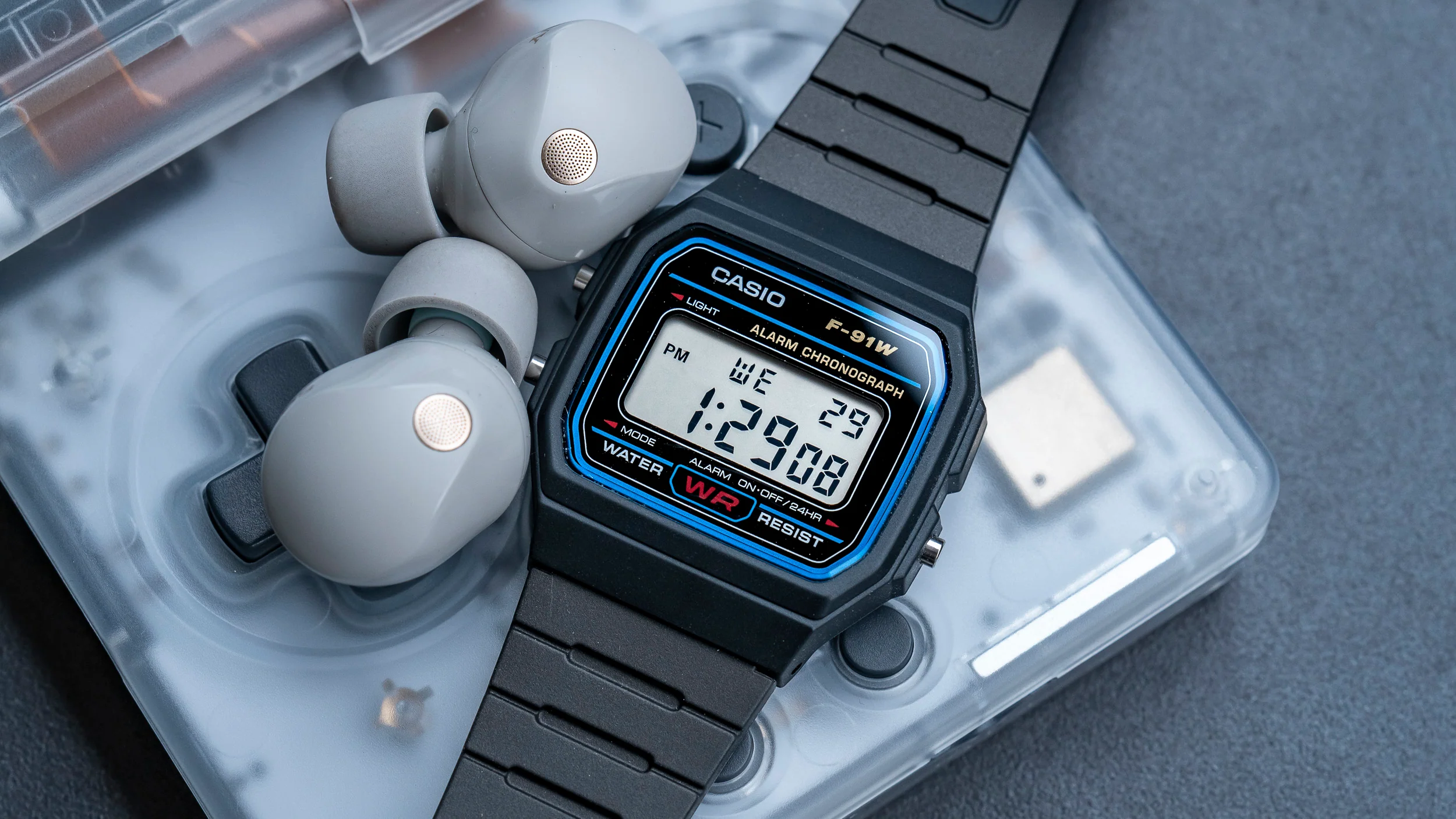 Евтини часовници Casio F-91W-1A от chronodeluxo.bg