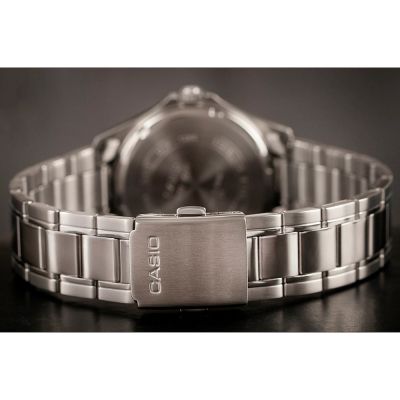 Мъжки аналогов часовник Casio - Casio Collection - MTP-1384D-2AVEF