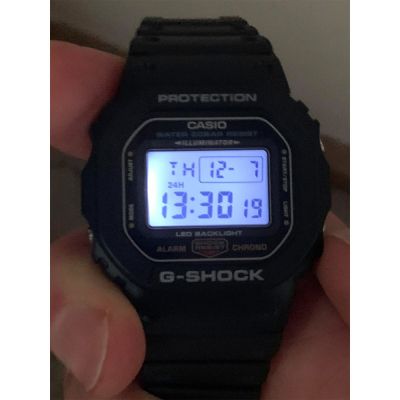 Мъжки часовник Casio G-Shock DW-5600UE-1ER